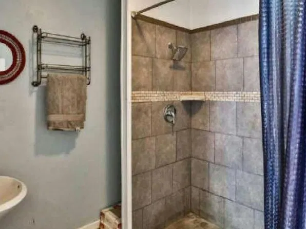 143 Oakwood Ave, Troy, NY 12180