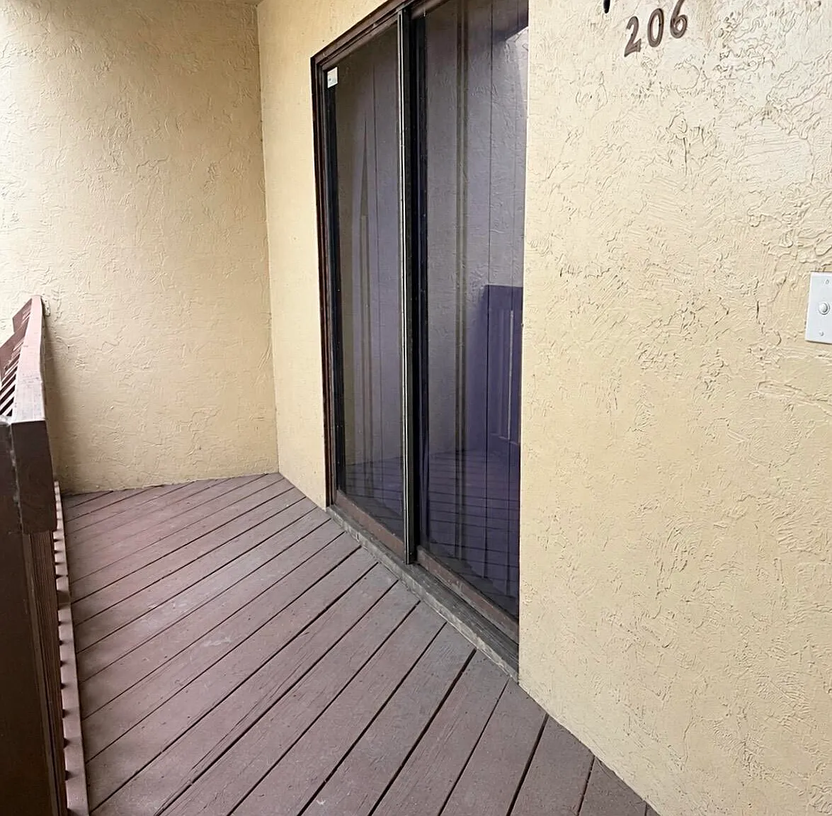 2 bed, 2.0 bath, 1165 sqft, $2,300 — Photo 3