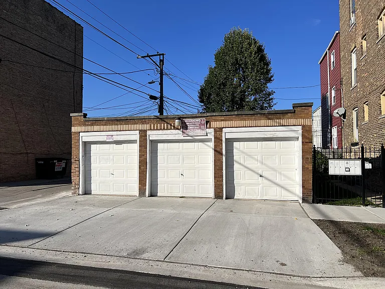 4038 W Dickens Ave #G — Photo 11