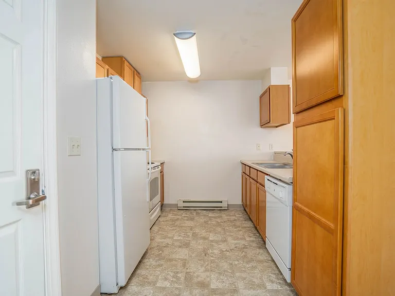 5 Avalon Ct #A-4 — Photo 8