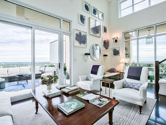 2nd image of 300 S Duval St #Penthouse 10