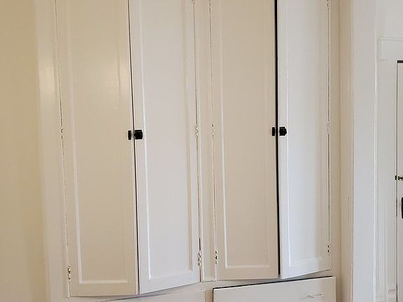 4th image of 68 Sherman St Floor 2
