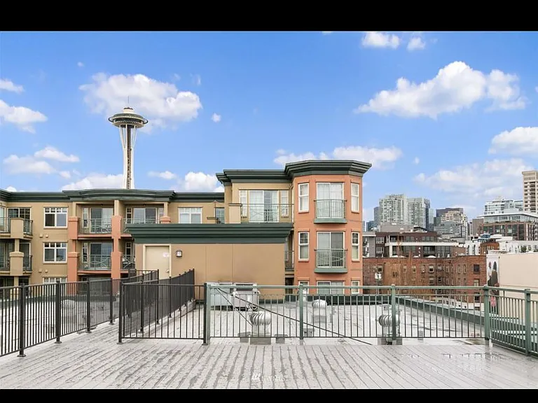 120 1st Ave #101 — Photo 9