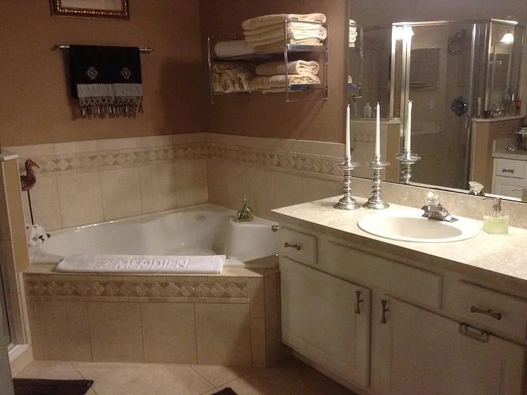 5039 Pineland Ln — Photo 8