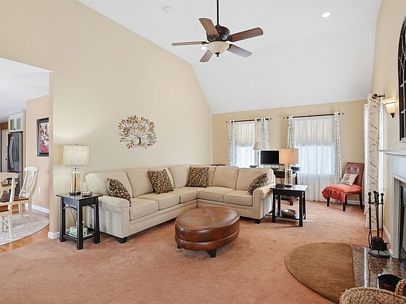 5th image of 110 Pondview Rd