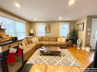 25 Iroquois St #23, Roxbury Crossing, MA 02120