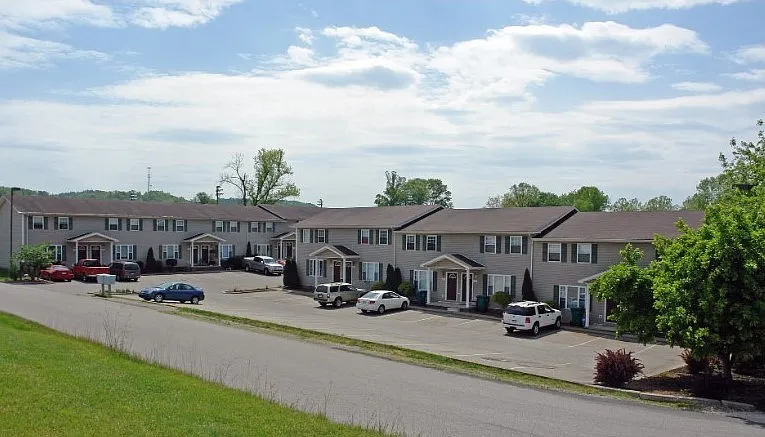 Sleepy Hollow Townhomes — Photo 1