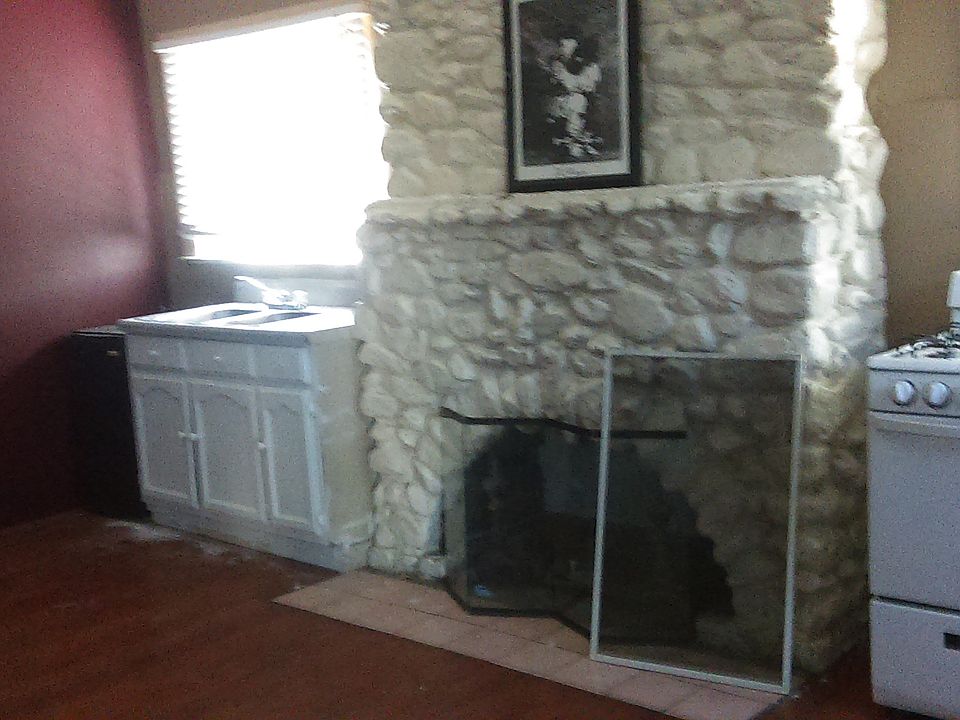 2nd image of 244 S Curtis Ave