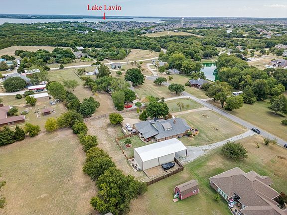 4th image of 3 Highland Cir