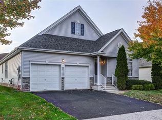 7 Tallman Ln, Somerset, NJ 08873
