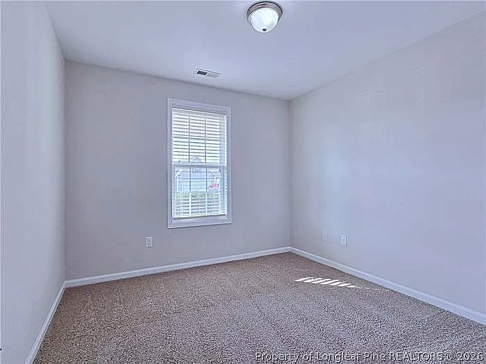 204 Feathers Ln — Photo 26