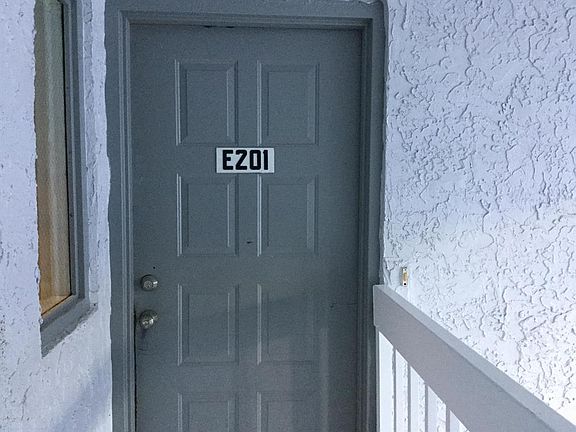 2nd image of 588 Fairways Ln APT 201