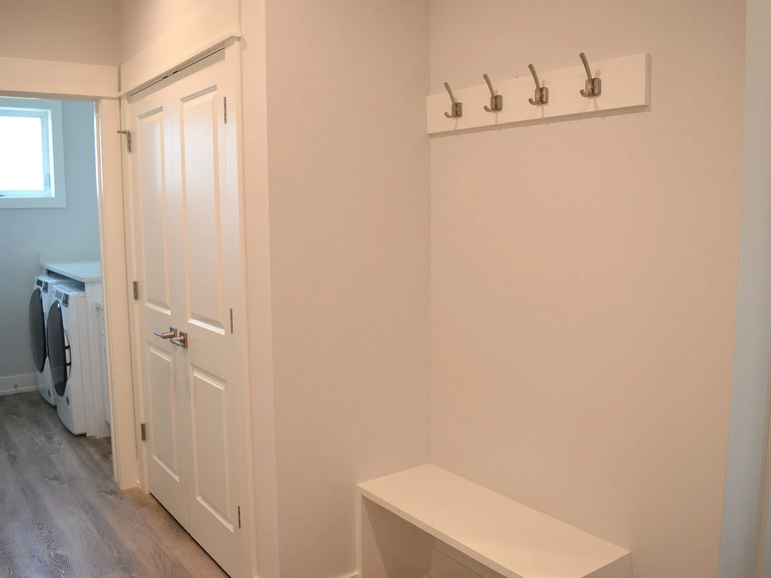 3 bed, 1854 sqft, $2,495 — Photo 2
