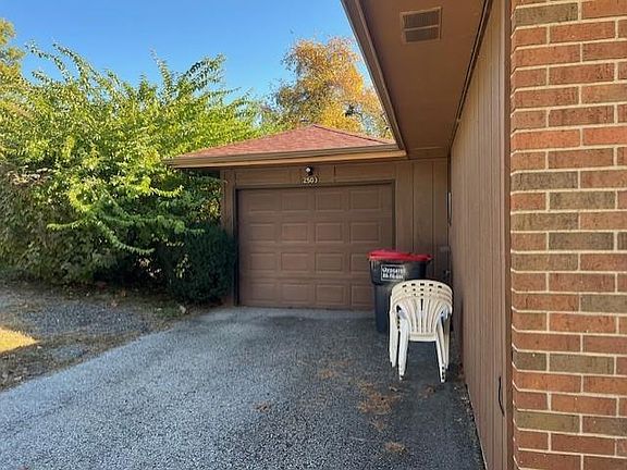 5th image of 2503 N 29th St