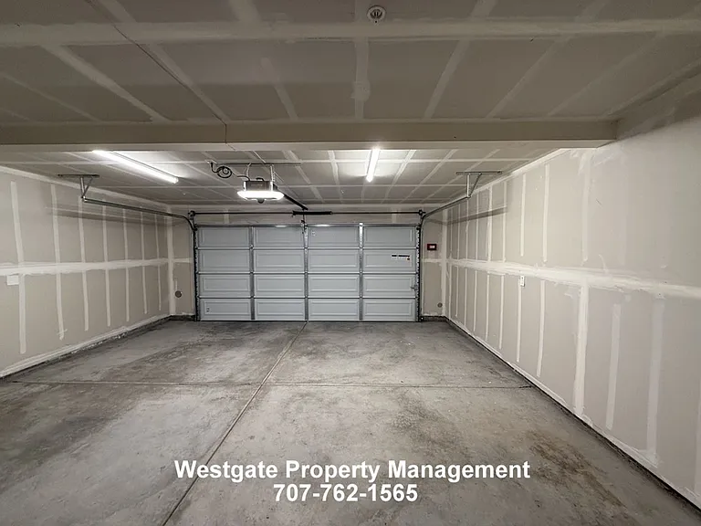 209 Wellness Way — Photo 5