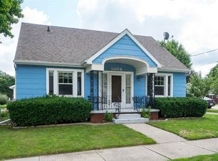 1304 S Jackson St, Appleton, WI 54915