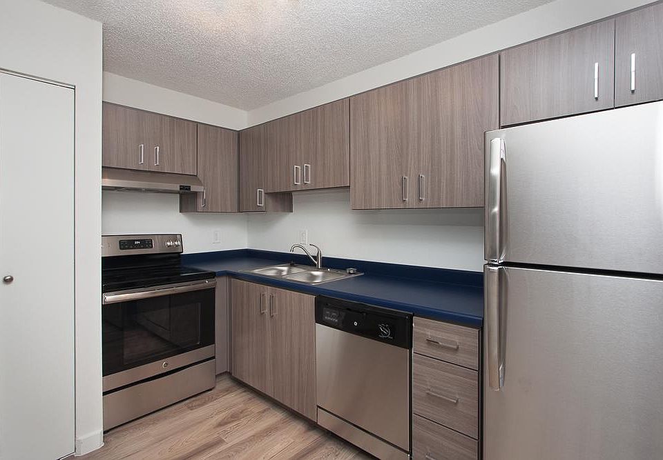 1 Bedroom Type B Kitchen
