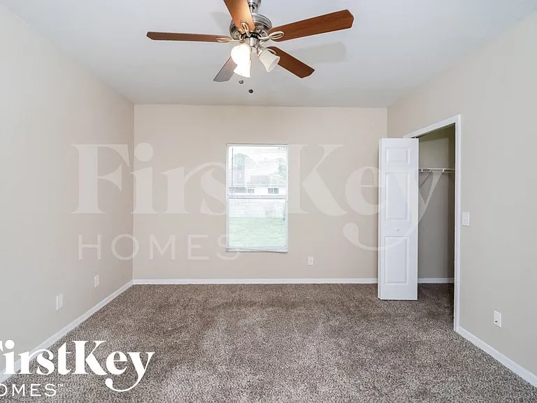 4220 S Cranberry Blvd — Photo 7