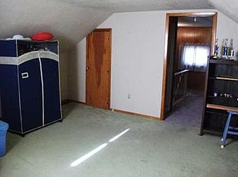 5th image of 1326 W 31st St