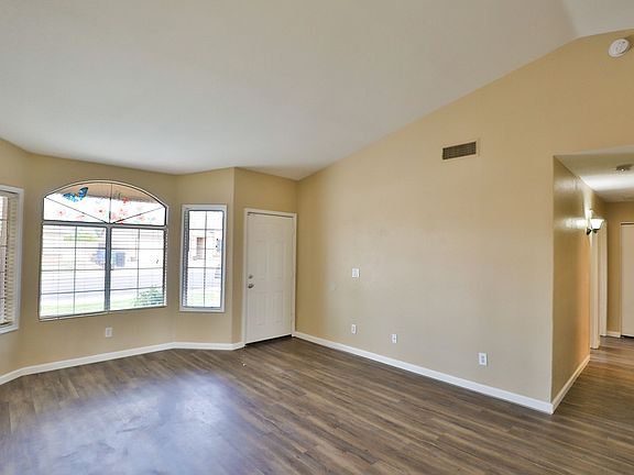 5th image of 8047 E Cicero St