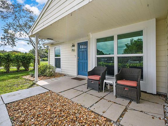 5th image of 9088 Carma Dr