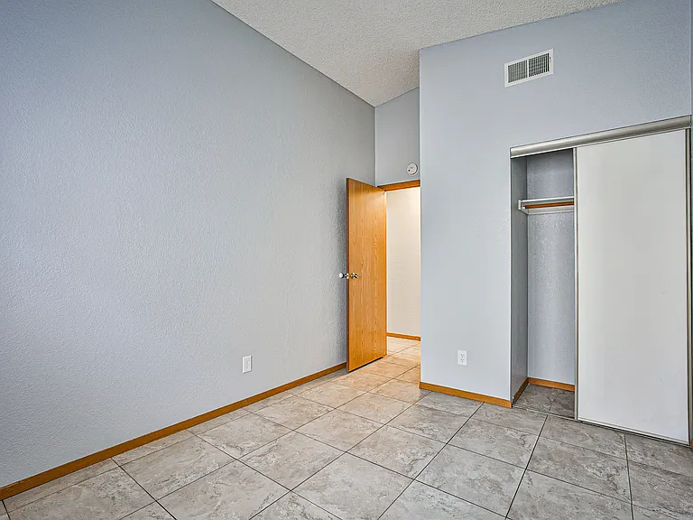 1608 Barrel Cactus Ct — Photo 15