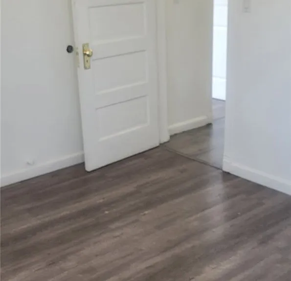 836 W 40th Pl — Photo 25