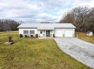 20494 E Duner Rd, Bluford, IL 62814