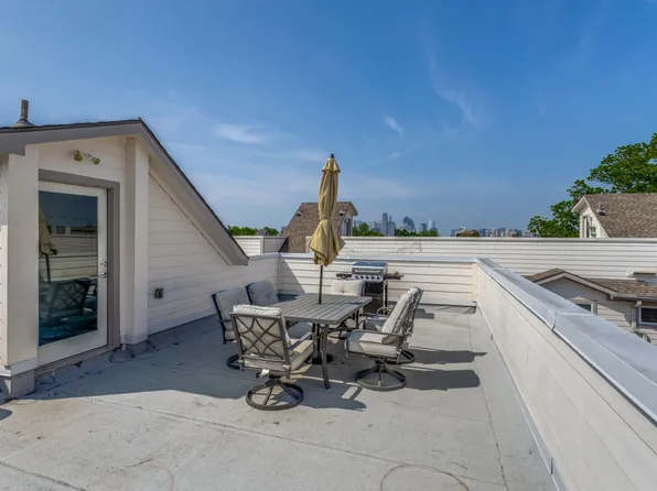1932 Landon Ln, Dallas, TX 75204