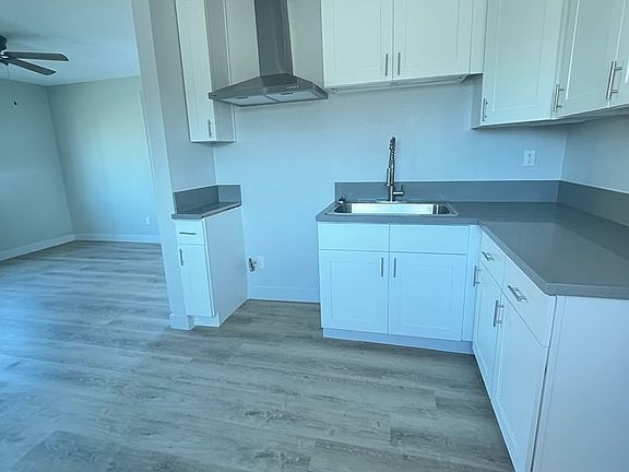 4th image of 7800 S Hoover St APT 6