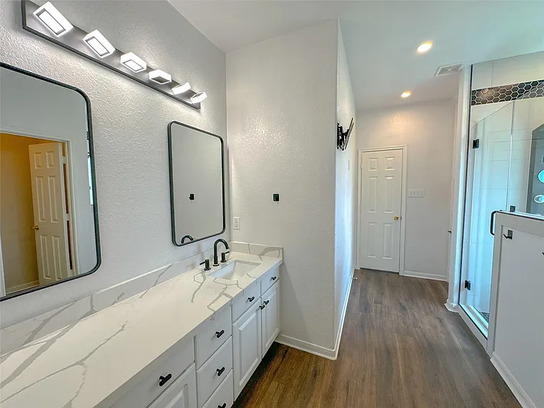 14819 Grove Canyon Ct — Photo 12