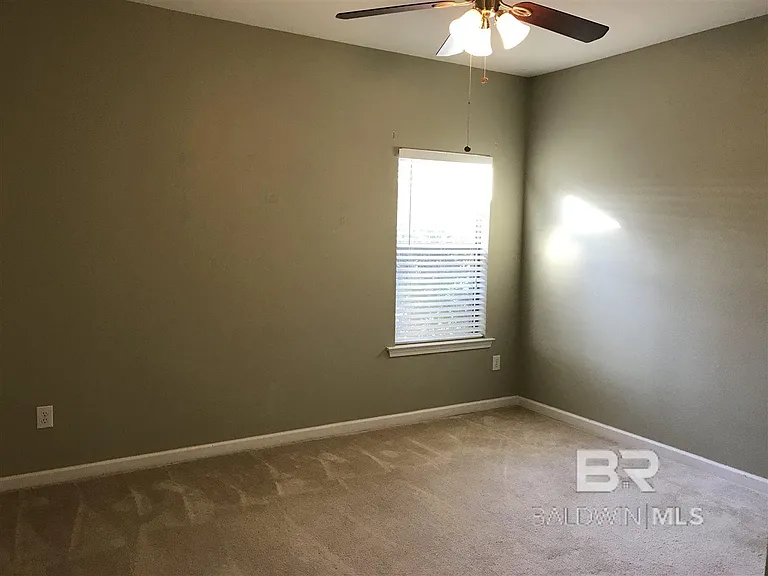 24015 Limerick Ln — Photo 11
