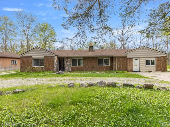 25205 Inkster Rd, Farmington Hills, MI 48336