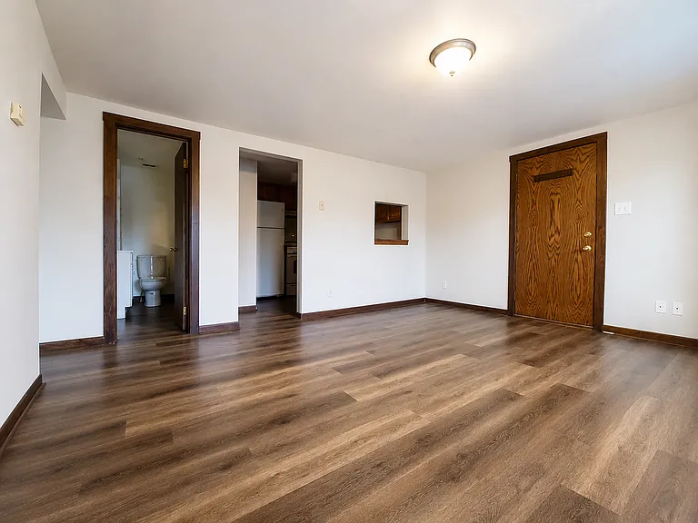 2530 Church St — Photo 3