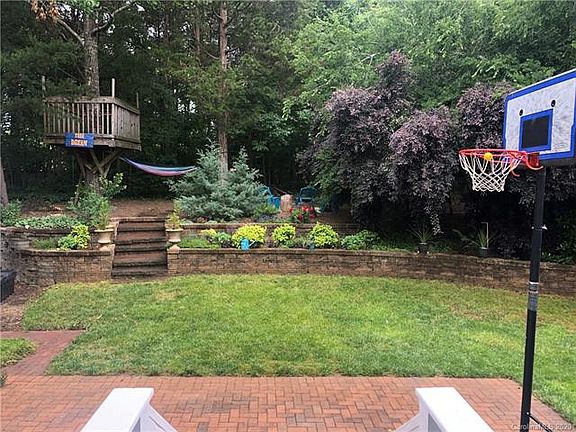 3rd image of 7149 Chameroy Ct