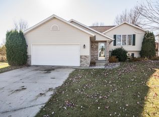 1524 36th St SW, Rochester, MN 55902