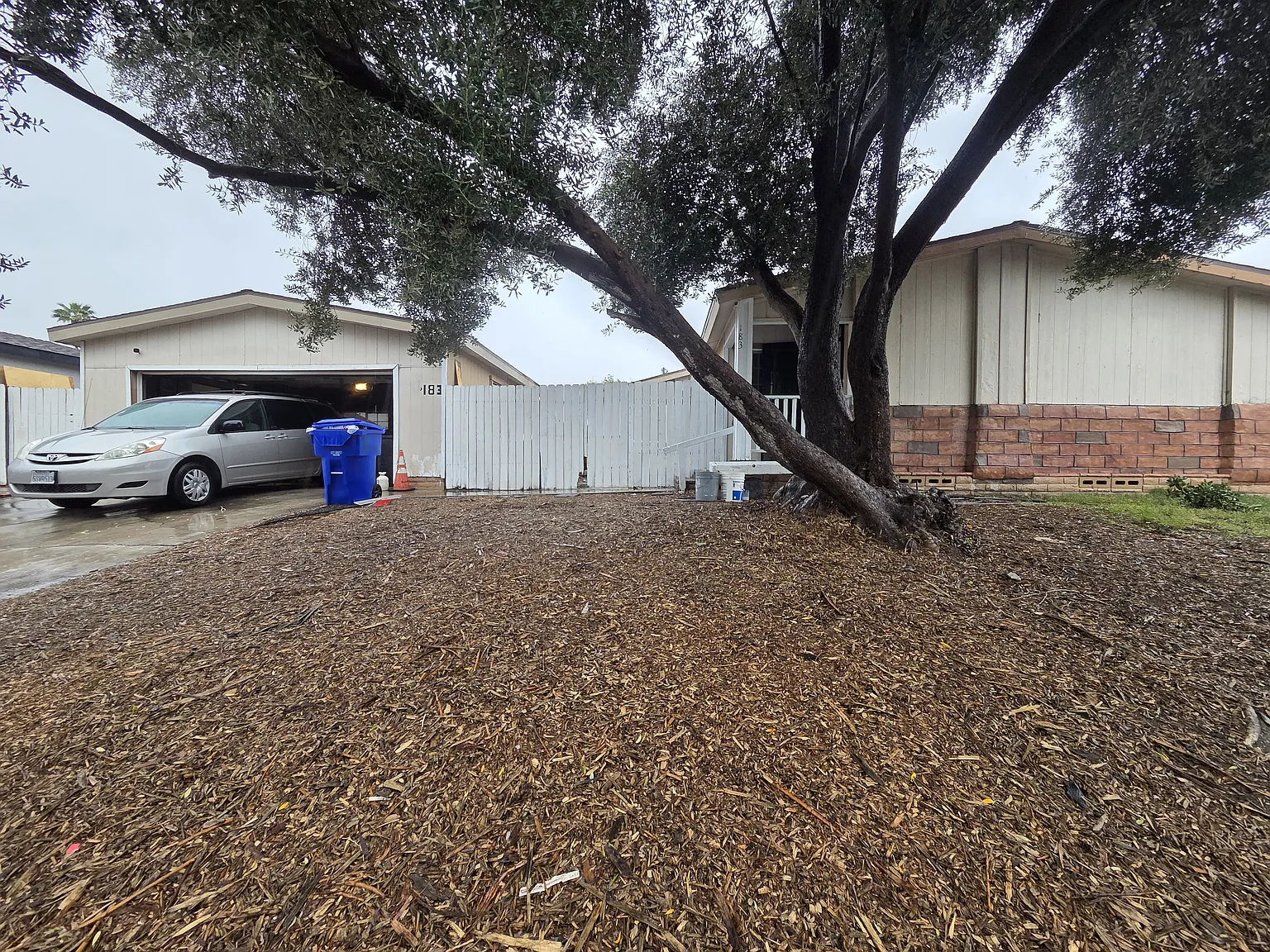 3 bed, 1588 sqft, $2,800 — Photo 2