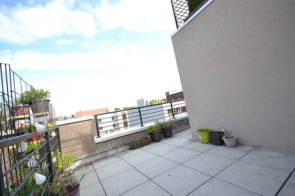 Rented by Bold Marketing | media 22