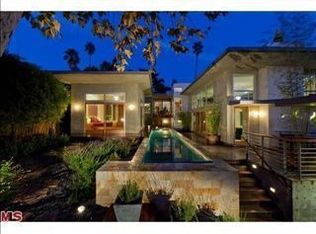 3571 Grand View Blvd, Los Angeles, CA 90066