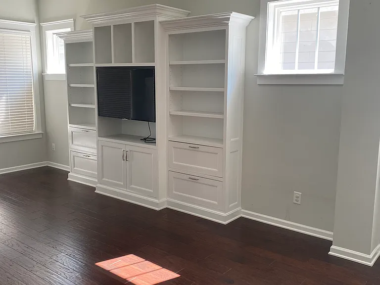 4221 Courtly Ln — Photo 18