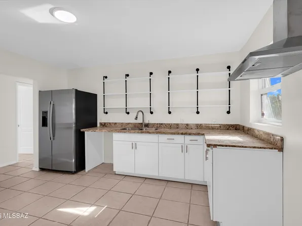 6534 E Broadway Blvd, Tucson, AZ 85710