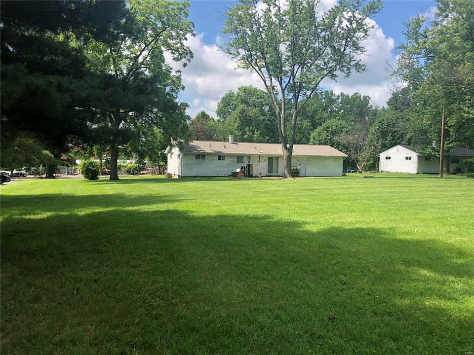 2nd image of 1325 Froesel Dr