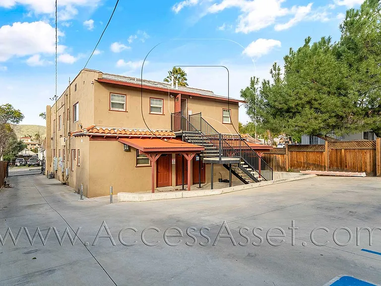 226 E Peck St #3 — Photo 12
