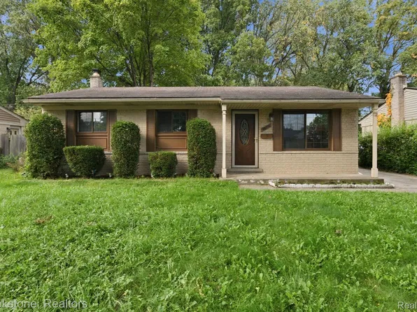34116 Kennedy St, Westland, MI 48185