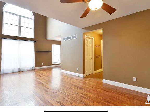 3rd image of 15955 Sandalwood Creek Dr