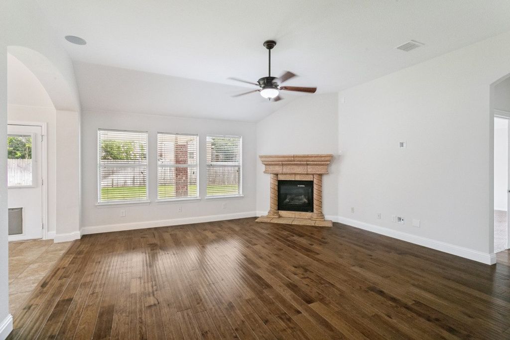 5513 Post Ridge Dr, Fort Worth, TX - View 6