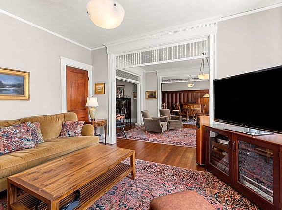 3rd image of 18 Fuller St #3