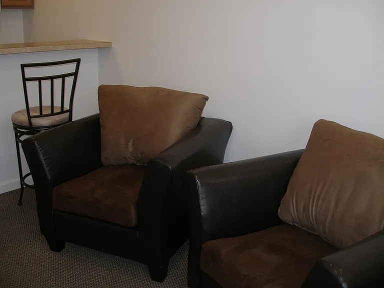1320 N 17th St #1 — Photo 3