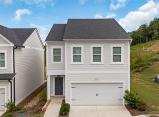 134 Old Mill Dr, Calhoun, GA 30701