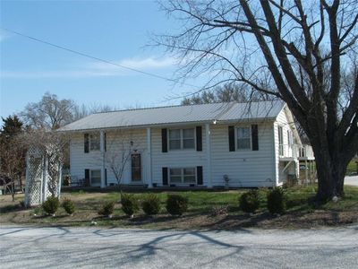 919 N 10th St, Humboldt, KS, 66748